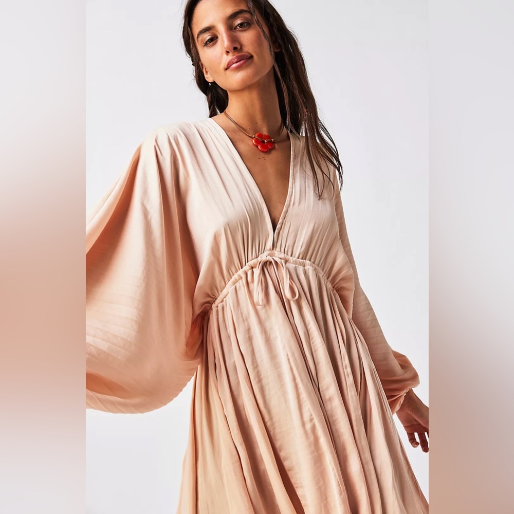 FREE PEOPLE Arzel Mini Dress in Cream / Blush. Brand new with tags